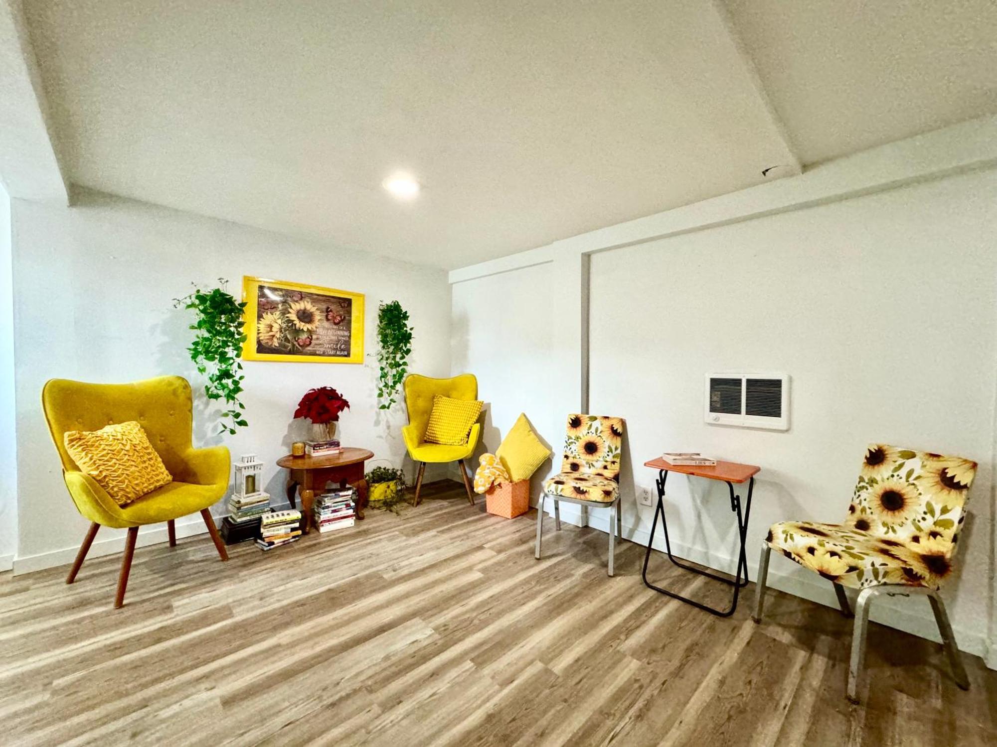 Tiny Private Room On The 1St Floor With Shared Bathroom Near Seatac Airport And Downtown 시애틀 외부 사진