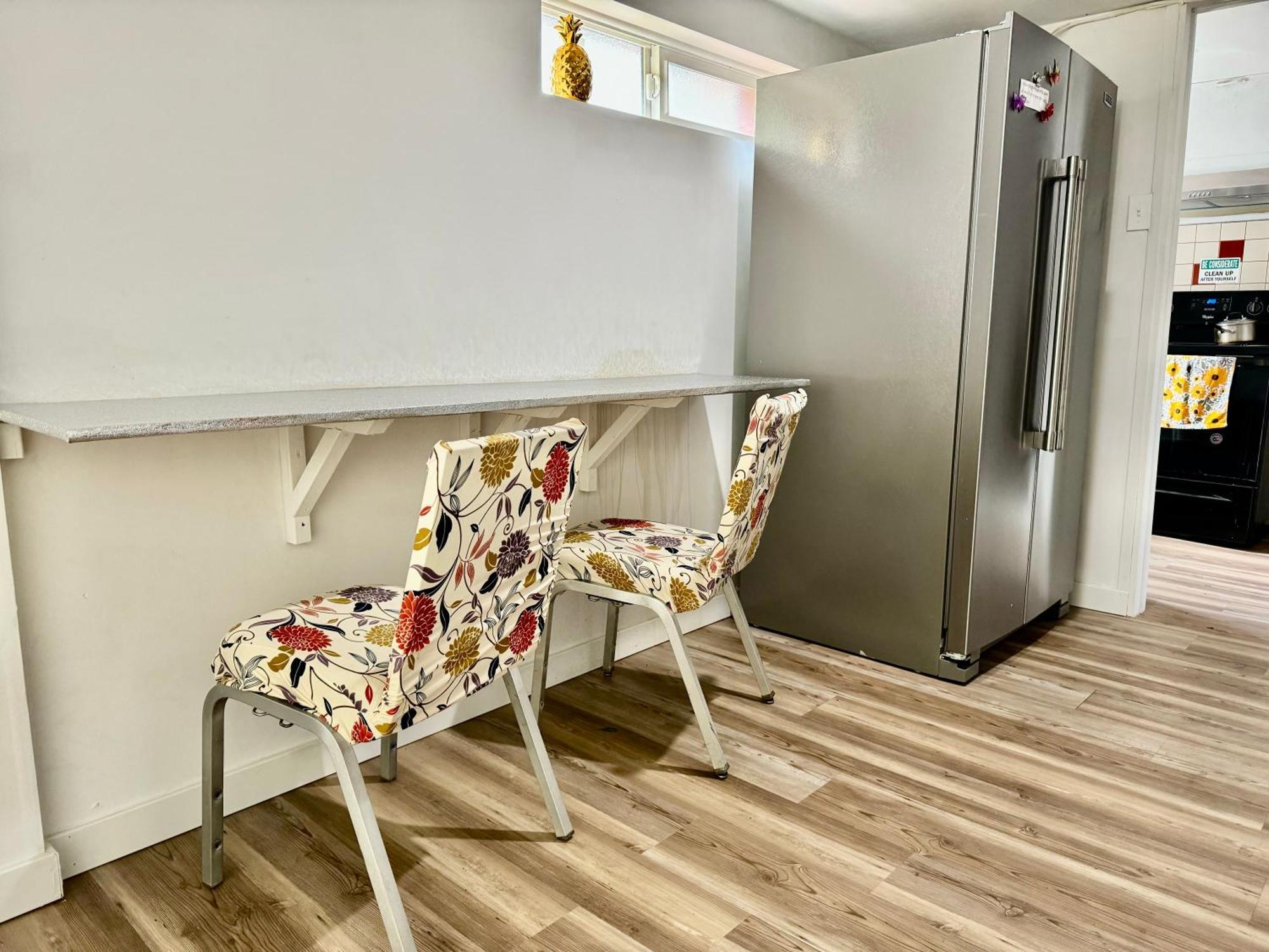 Tiny Private Room On The 1St Floor With Shared Bathroom Near Seatac Airport And Downtown 시애틀 외부 사진