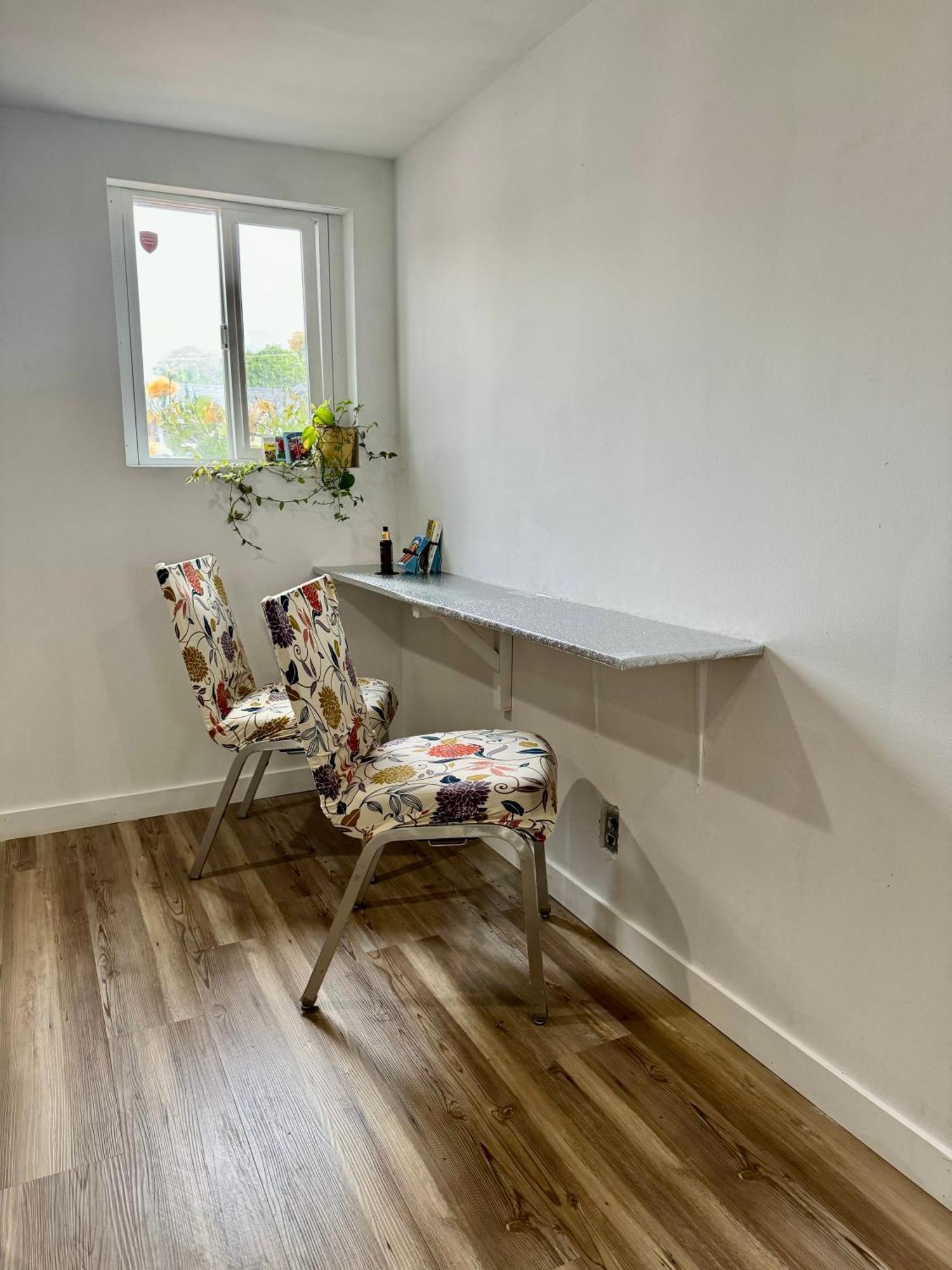 Tiny Private Room On The 1St Floor With Shared Bathroom Near Seatac Airport And Downtown 시애틀 외부 사진